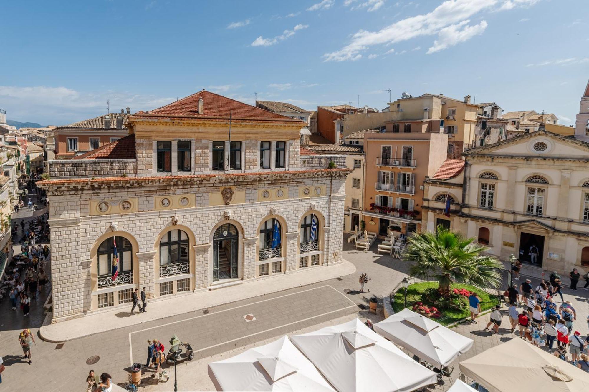 "San Giacomo Square Apt." In The Heart Of Old Town Corfu  Exterior photo